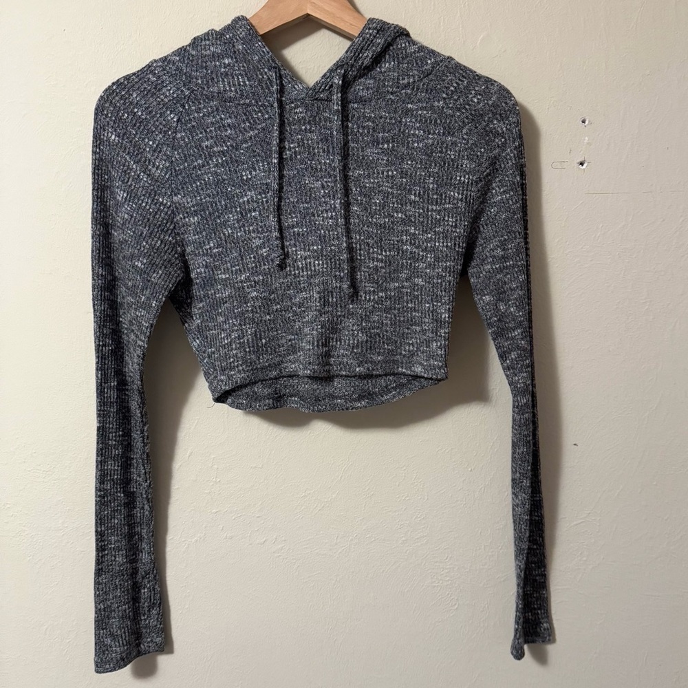 Gymshark marled cropped hooded top
Size XS